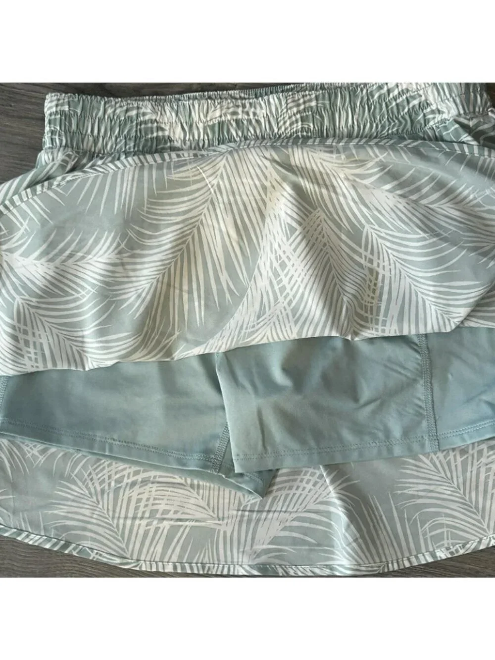 Tommy Bahama Skort Womens M Green Palm Print Everyday Active Lined Stretch Golf